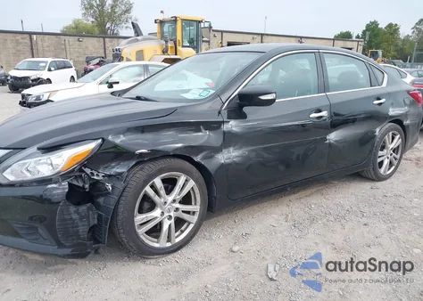 2016 Nissan Altima 3.5 Sl/3.5 Sr z USA, uszkodzony, nr VIN 1N4BL3AP3GC111833